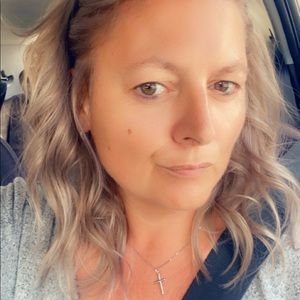 Meet your Posher, Helen